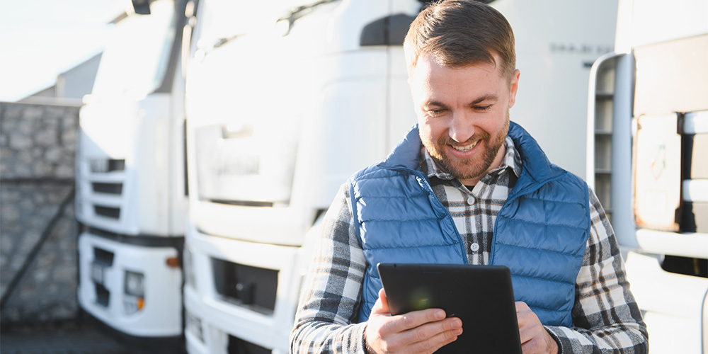 El transporte por carretera deberá digitalizar sus documentos de control desde el 5 de octubre