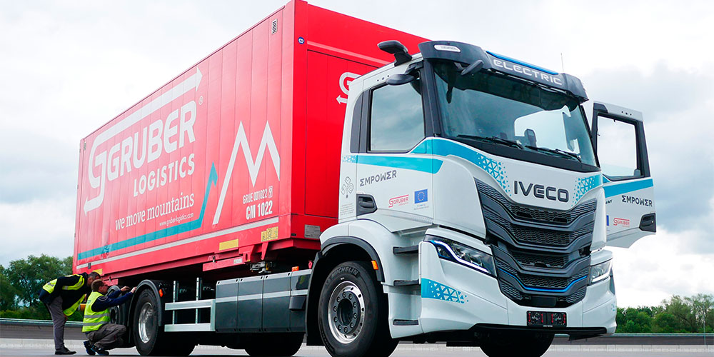 Iveco, Gruber Logistics y AIT impulsan el transporte pesado cero emisiones